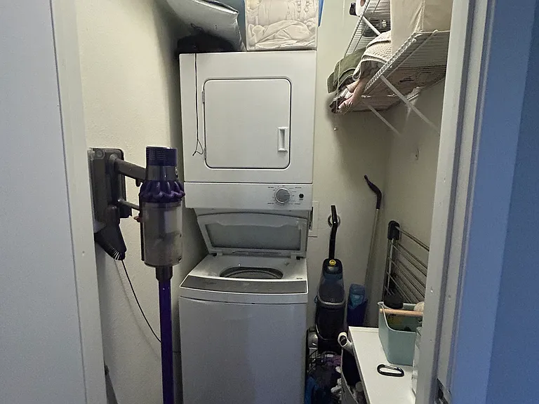 2207 Leon St #209 — Photo 14