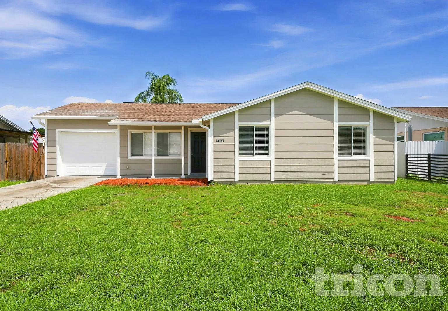 8213 Greenleaf Circle Tampa FL — Photo 1