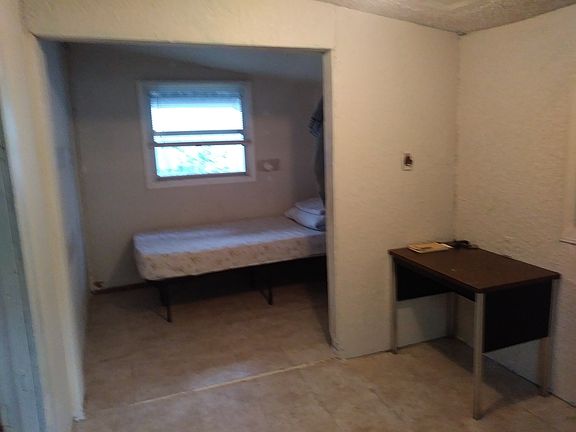 3rd image of 58 E Avenue H