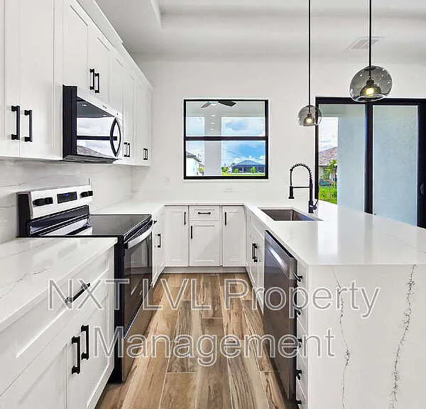 4113 Kismet Pkwy W — Photo 12