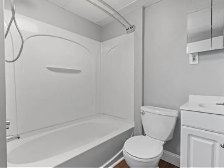 481 Durfee St #2 — Photo 9