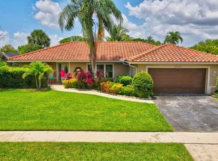 10305 Crosswind Rd, Boca Raton, FL 33498
