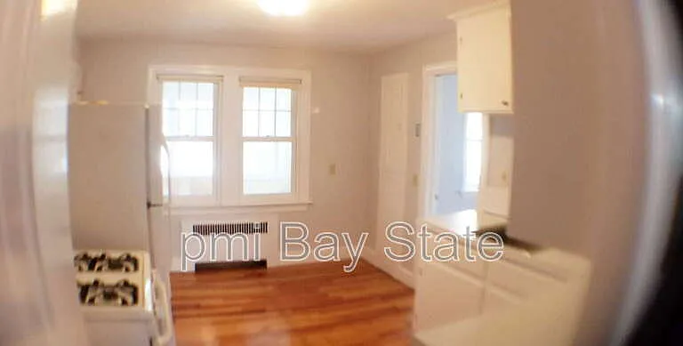 192 Holbrook Rd #4 — Photo 5