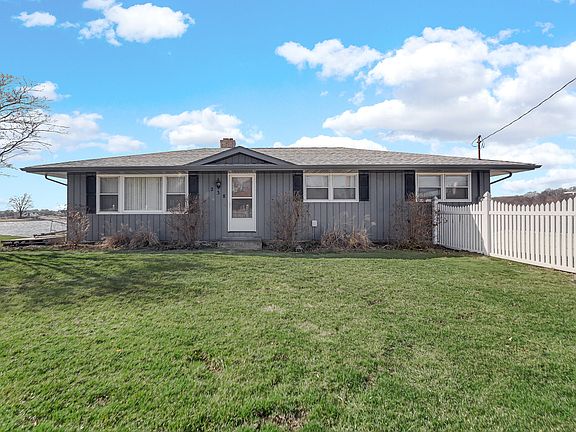 2nd image of 238 W Johnson Rd