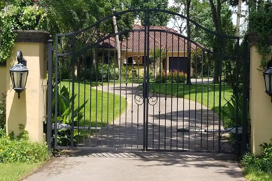 1st image of 3007 River Forest Dr