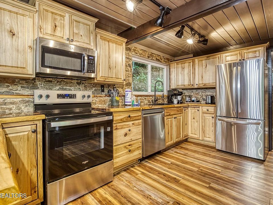 1134 Ski Mountain Rd, Gatlinburg, TN 37738 | MLS #1315348