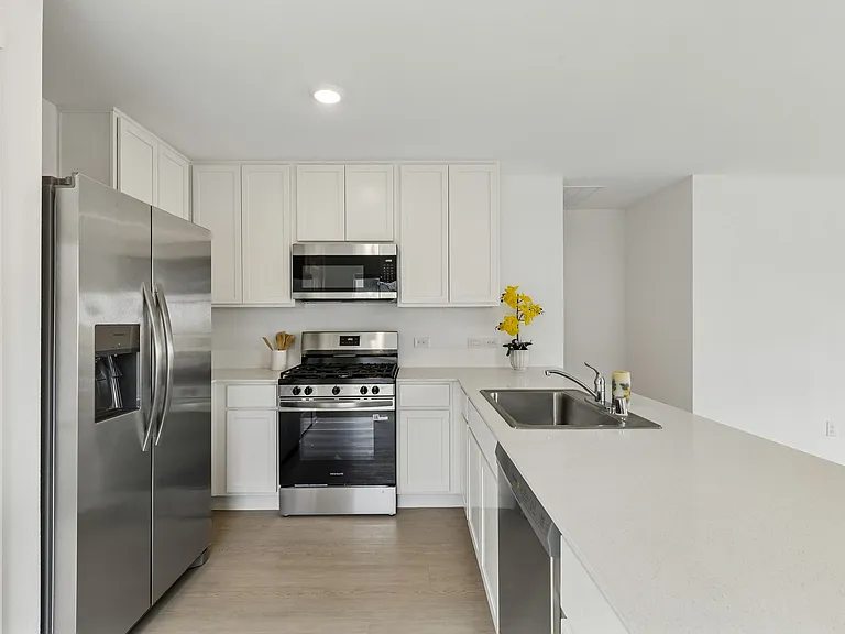 3108 Lynmar Ln — Photo 9