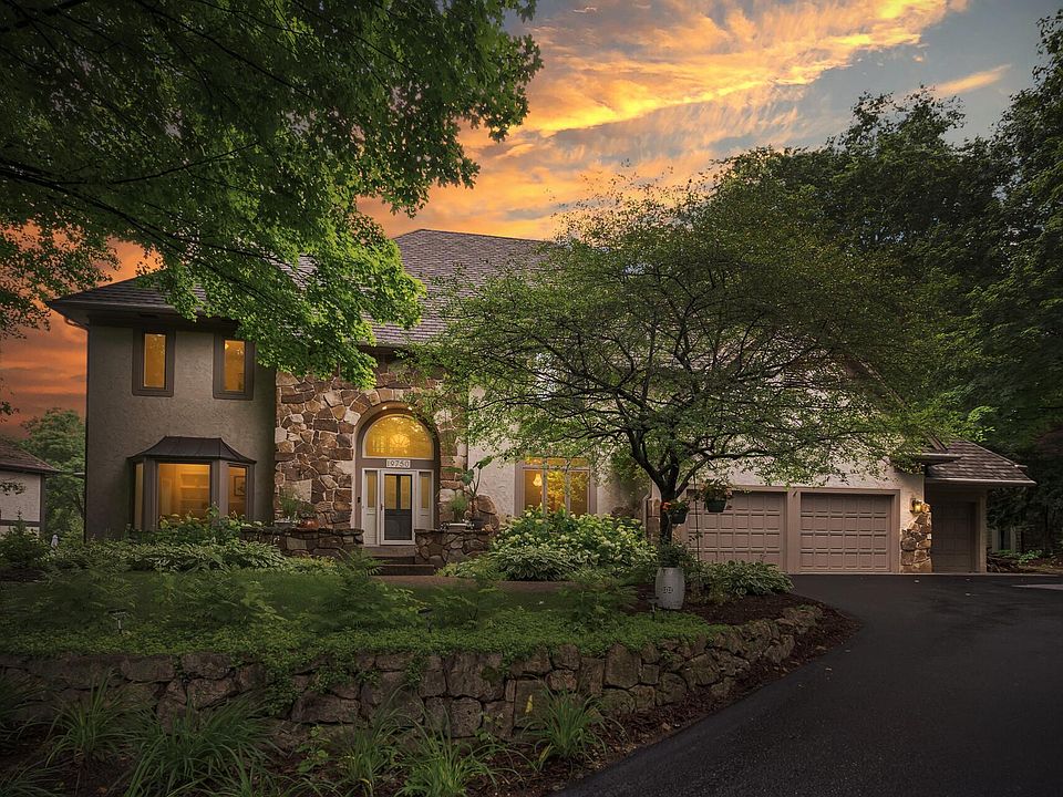 1st image of 19750 Muirfield Cir