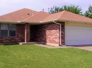 912 NW 109th St, Oklahoma City, OK 73114