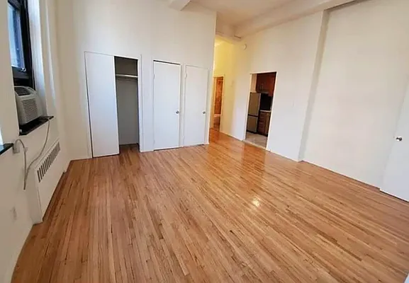 Rented by Douglas Elliman | media 14