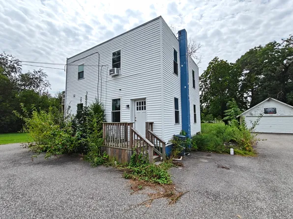 51 Lakeview Ave APT A, Pennsville, NJ 08070