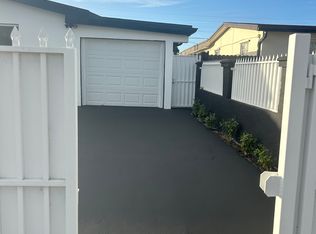 1082 W 71st St, Hialeah, FL 33014