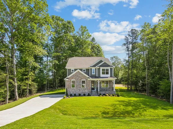 8861 Farthing Dr, Chesterfield, VA 23832