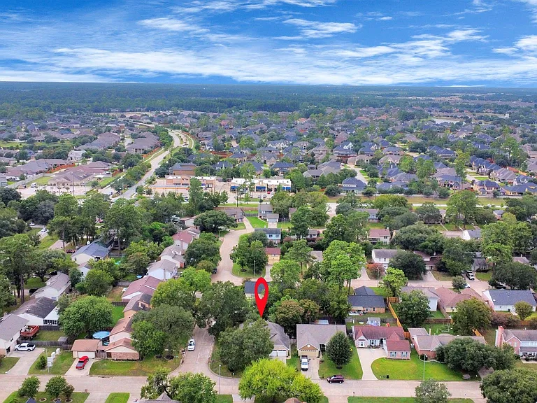 14810 Cypress Ridge Dr — Photo 34