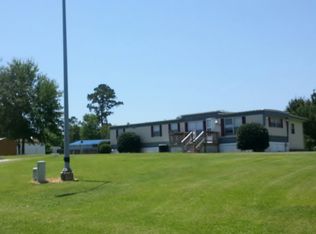 1136 Glancy Rd, Swansboro, NC 28584
