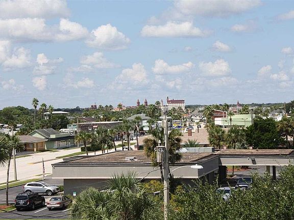 5th image of 9 S Comares Ave
