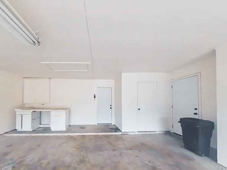 7618 Meadowhaven Dr — Photo 29