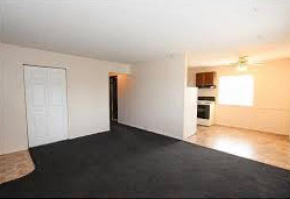1st image of 3861 W Erie Ave