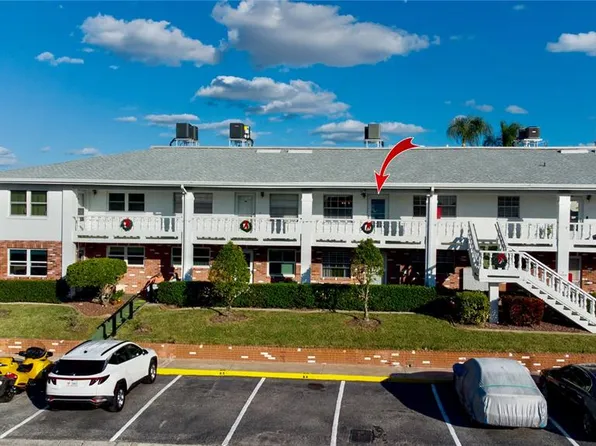 4742 Azalea Dr APT 203, New Port Richey, FL 34652