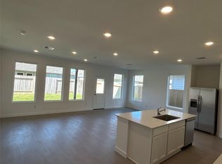 2237 W Post Oak Cir, Dayton, TX 77535