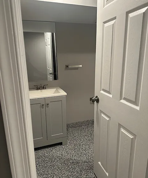 703 N Port St — Photo 14