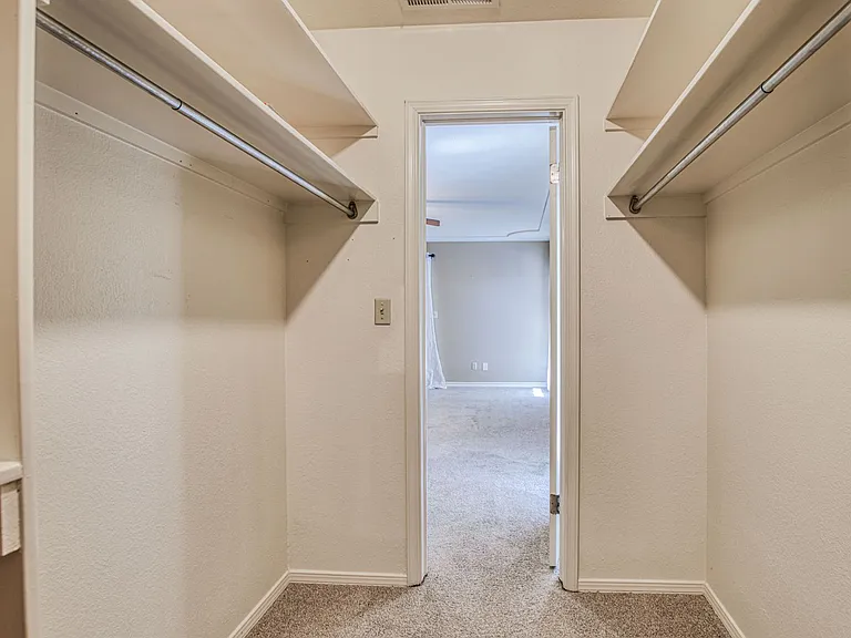 1716 Tommy Aaron Dr — Photo 37