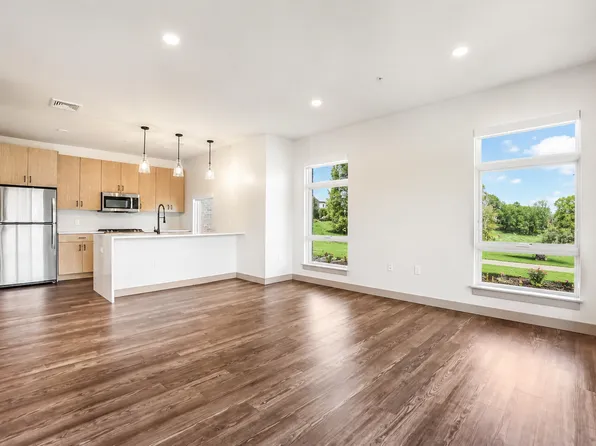 Grove Street Landing, 64 Grove St #206, Salem, MA 01970