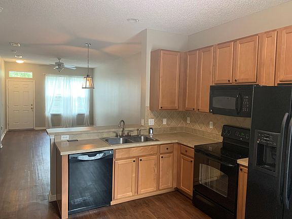 5th image of 2620 Corona Borealis Dr