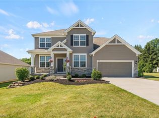 5126 Bratton Dr, Akron, OH 44321