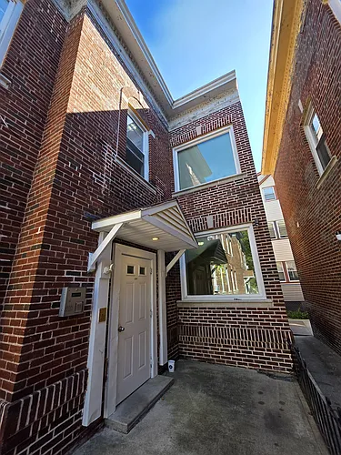 310 Edgewood Ave Photo 1