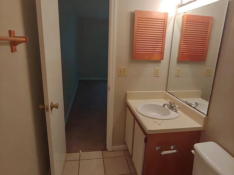 905 Tomahawk Ct — Photo 11