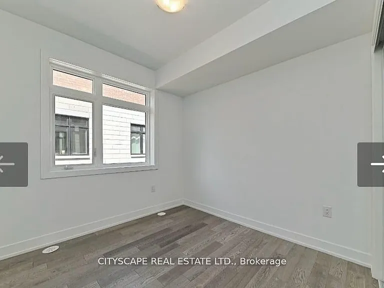 1085 Douglas McCurdy Cmn #209 — Photo 5