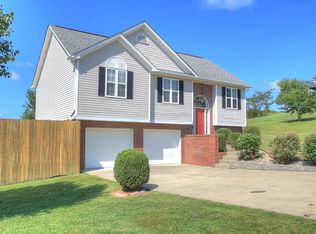 48 Cedar Point Dr, London, KY 40741