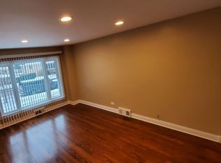 8036 N Merrill St, Niles, IL 60714