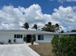 2253 Bayview Ln, North Miami, FL 33181
