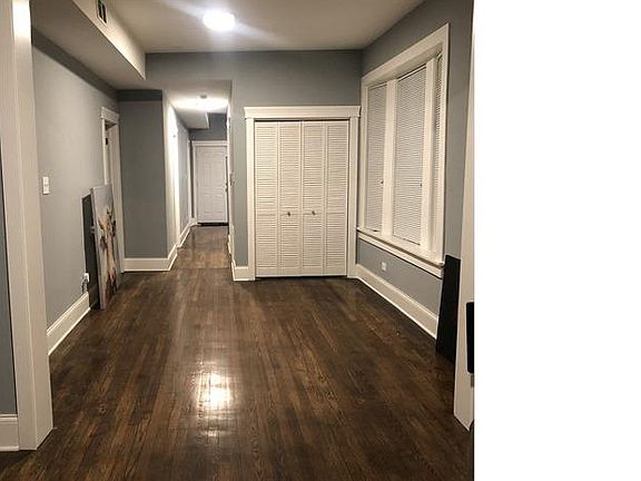 3rd image of 3907 W Van Buren St #1
