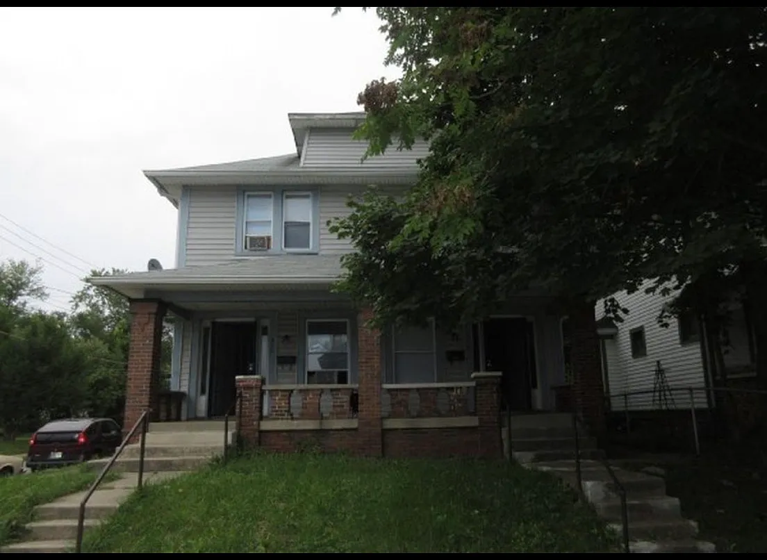 3 bed, 1272 sqft, $1,250 — Photo 1