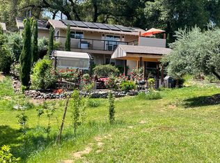 8349 W Dry Creek Rd, Healdsburg, CA 95448