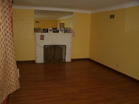 5th image of 9200 Catalina Dr