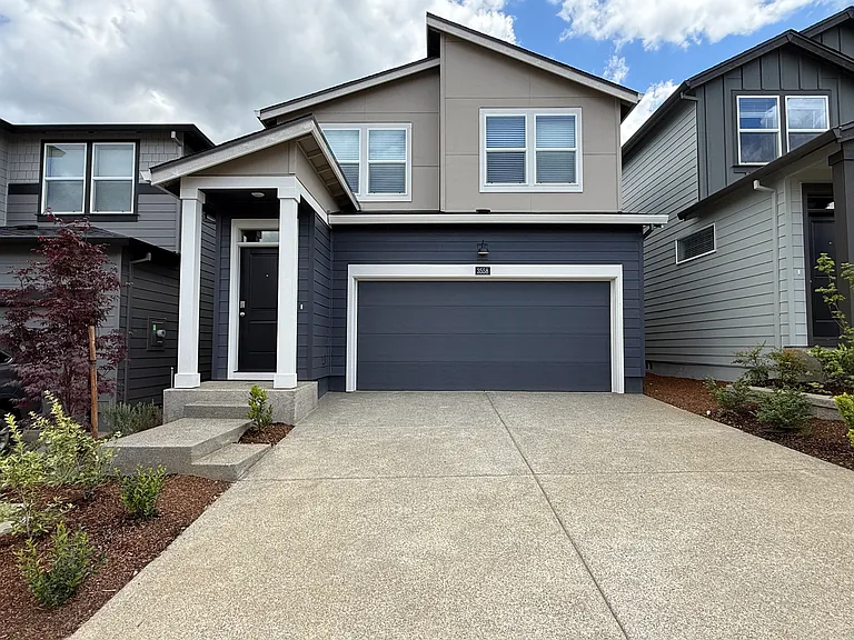 3558 SW Battaglia Ave — Photo 2