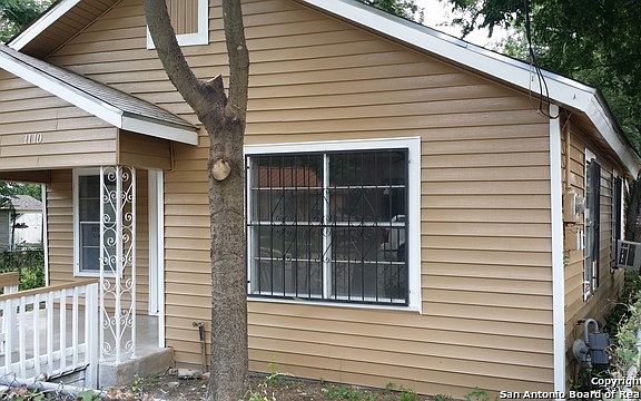 5th image of 1110 North Ctr