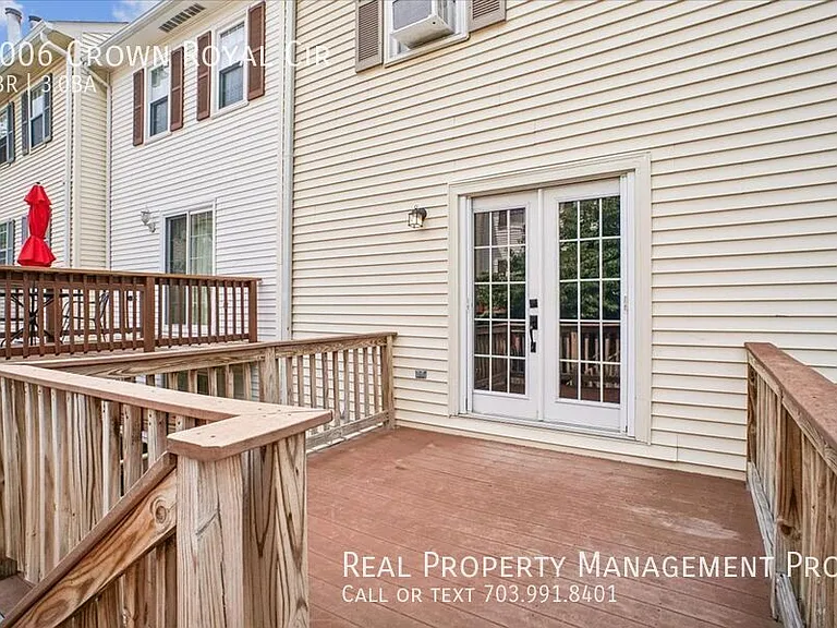6006 Crown Royal Cir — Photo 30