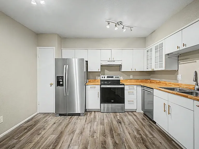 830 S Dobson Rd #57 — Photo 2