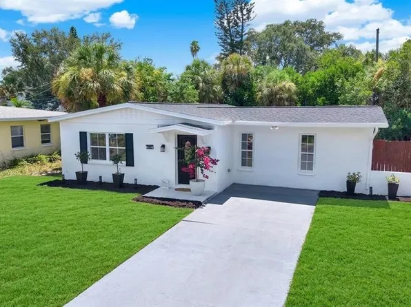 4200 Huntington St NE, Saint Petersburg, FL 33703