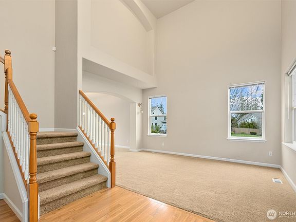 5th image of 7302 225th Avenue Ct E