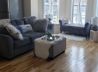 422 Seville St #4, Philadelphia, PA 19128