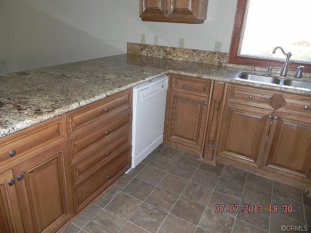 2nd image of 35530 Vineyard St