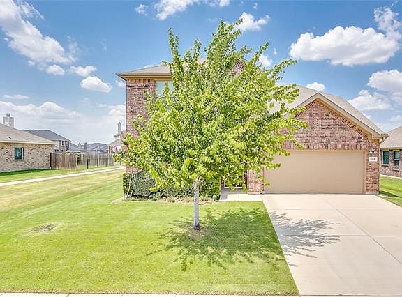 2nd image of 824 Misty Oak Trl