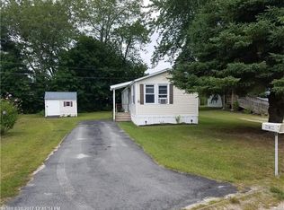 30 Robin Ln, Windham, ME 04062