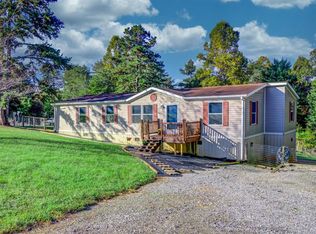 1861 Navigation Pt, Goodview, VA 24095